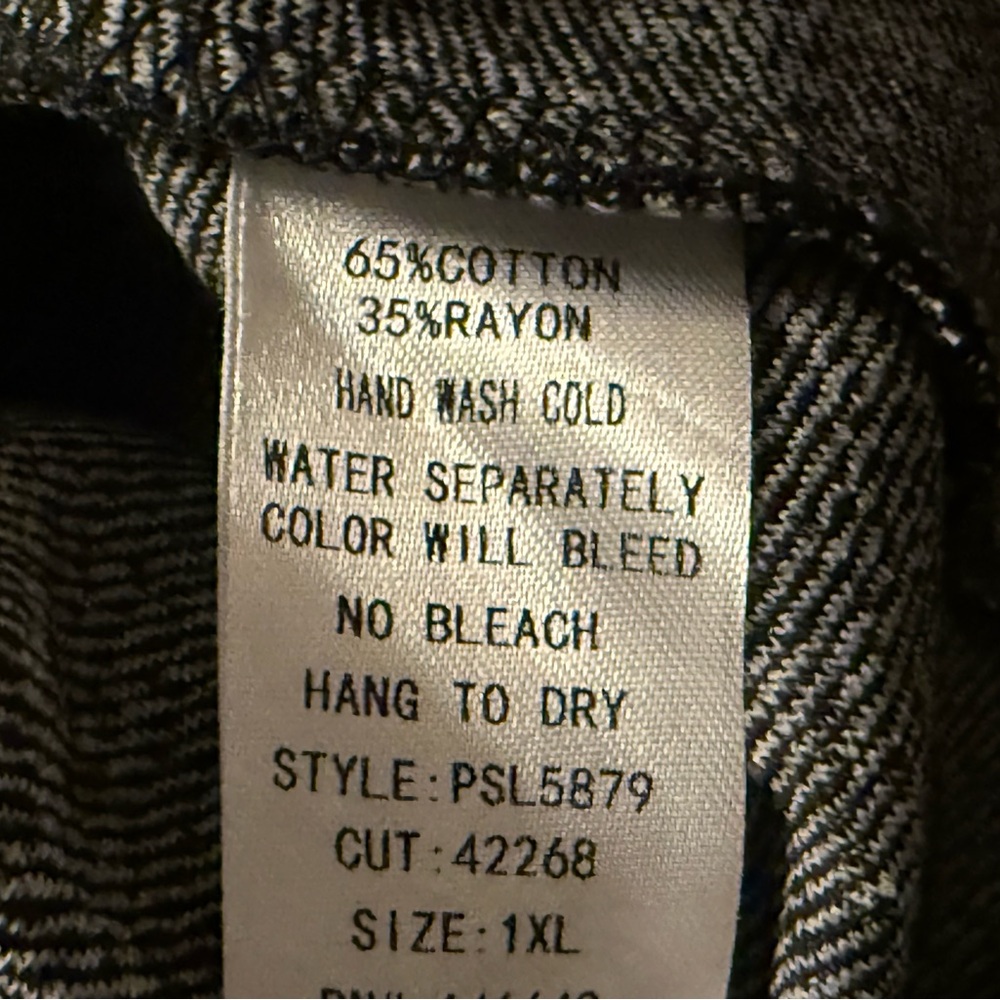 She & sky black & grey Vneck dress 1XL pleated skirt cotton rayon 1XL 19”wide - Picture 7 of 7